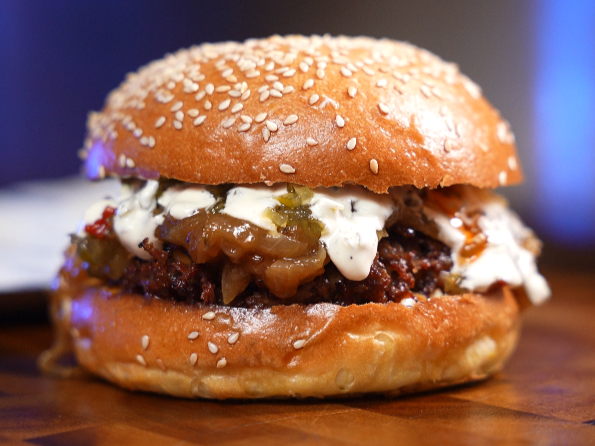 Loai's Royal Suite Burger